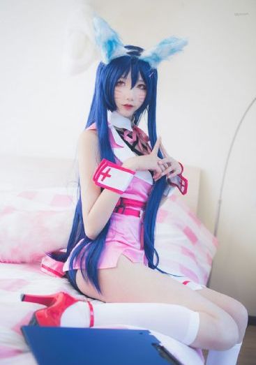 欧美140斤的美女_BD英语完整版观看