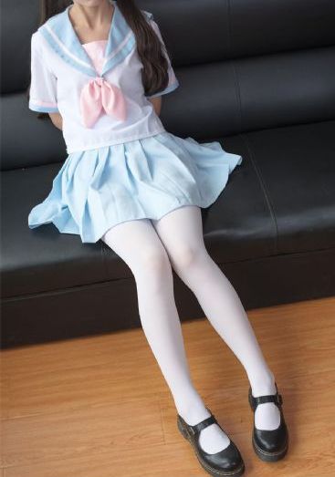 欧美金发色美女图片_BD韩语HD高清在线观看