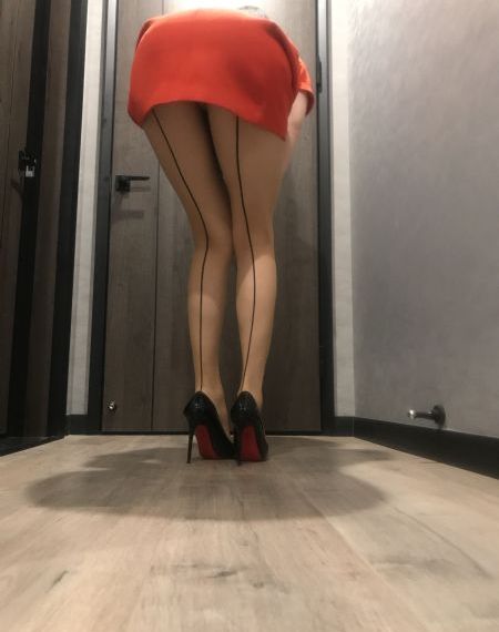 亚洲婷婷av_蓝光在线手机播放