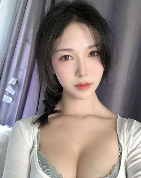 欧美亚洲清纯卡通小说_超清高清迅雷在线观看