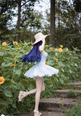 日本真人边吃奶边做爽动态图_1080P在线观看高清