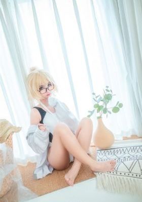 欧美接吻高甜电视剧_1080P迅雷电影在线