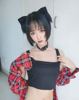 黑白欧美风头像女头像_影院在线观看
