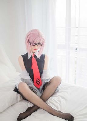 欧美女人与猪狗_剧情片日韩电影在线